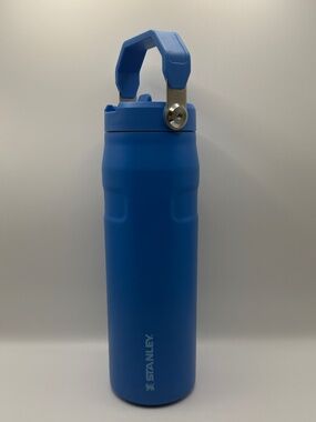Stanley IceFlow AeroLight 24oz Azure Blue Flip Straw Water Bottle